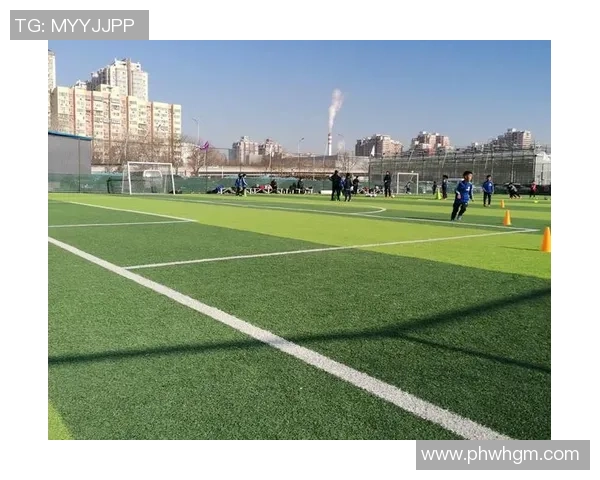 来来足球带你领略激情四溢的绿茵场，畅享精彩赛事与球迷互动的无限乐趣